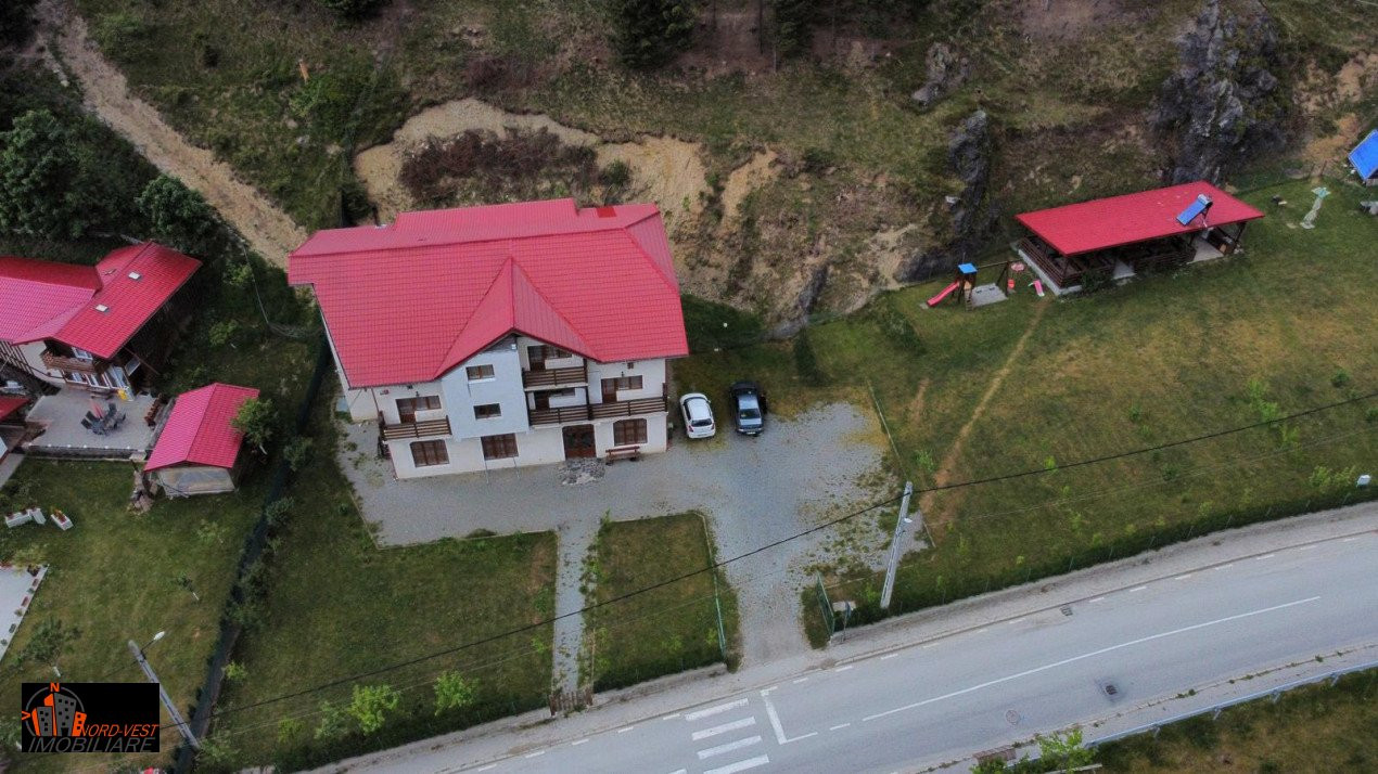 🏞️🏡 Proprietate Impresionantă în Borsa, Maramureșul Istoric 🌲🌟