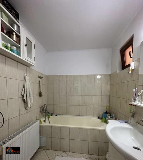 Apartament 3 camere zona Titulescu