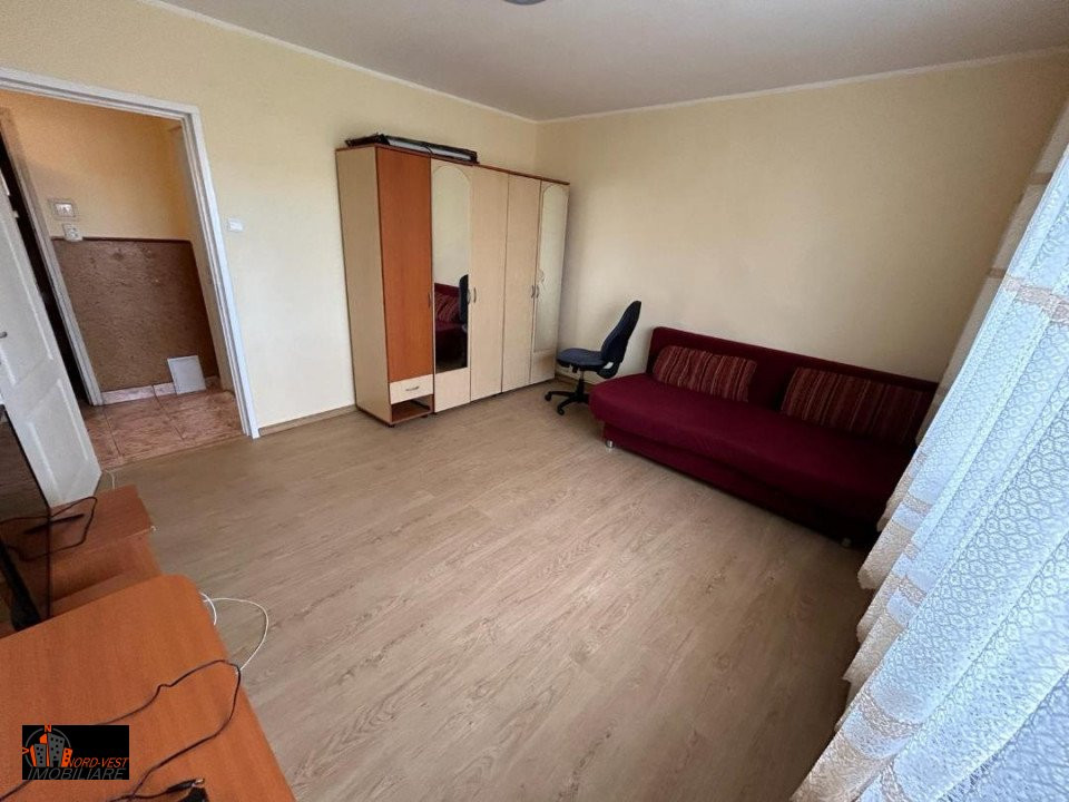 Inchiriere apartament 2 camere Bd. Decebal 