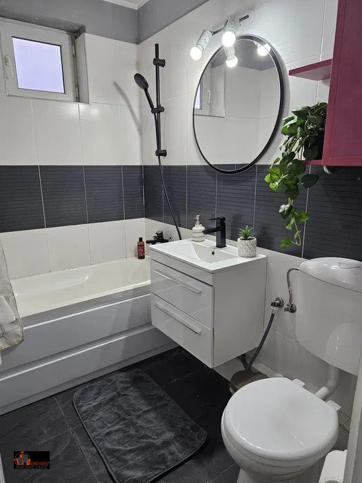 Apartament 2 camere ultracentral, Bulevardul București , Baia Mare .