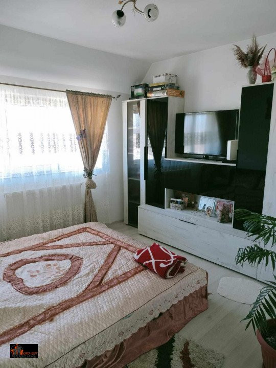 Apartament 3 camere cu mansarda și living - Dumbrava Nord 70mp