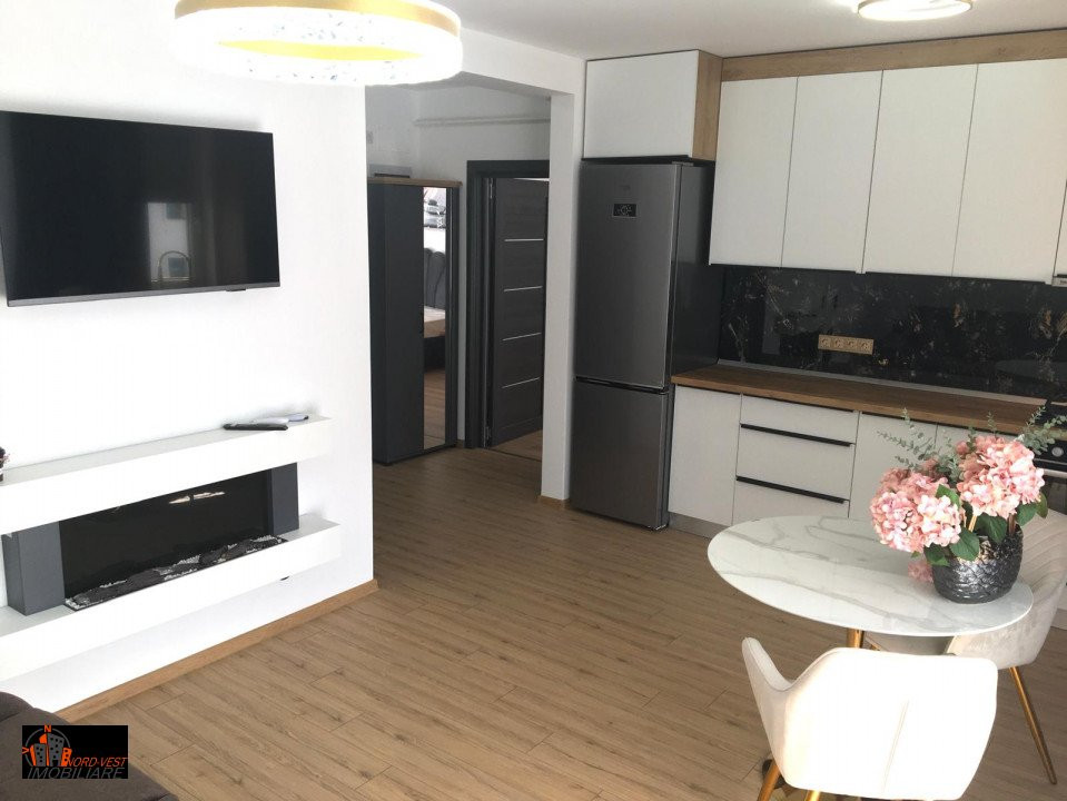 Apartament ultra finisat si mobilat  cu 2 camere într-o zonă liniștită