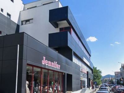 Spatiu Comercial în Zonă Centrală și Comercială