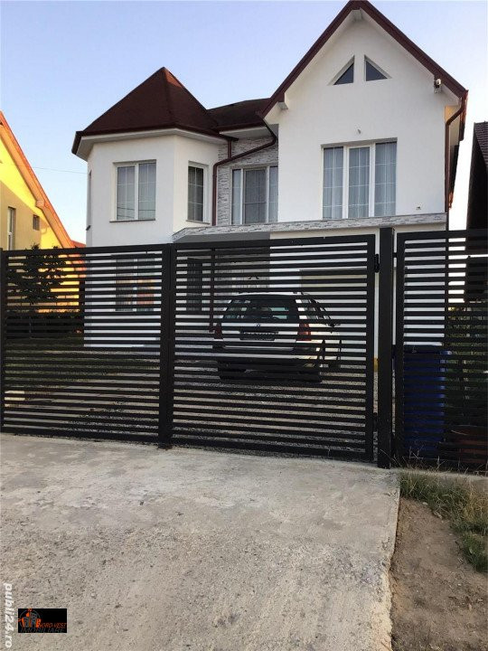 Casă 200mp str. Iașului - Zalău, Sălaj + 800 mp teren + Garaj