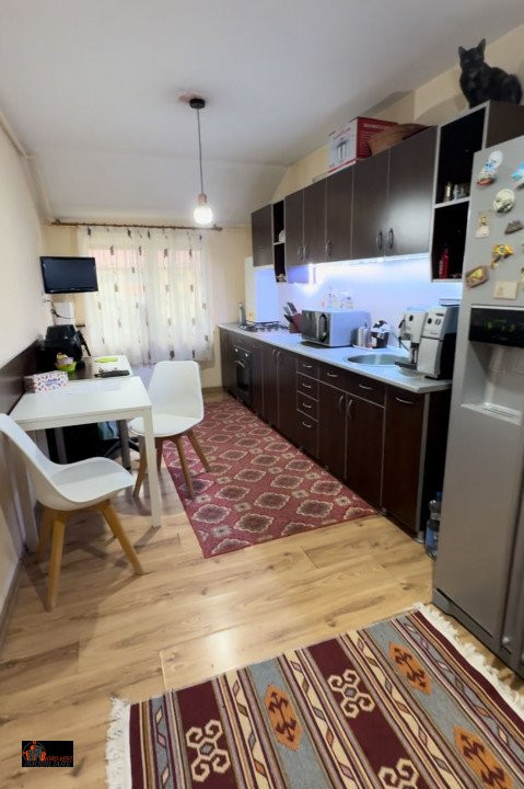 Apartament Ioan Nichita - 2 camere+mansardă(1 cameră+baie/utilităț)Zalau,Salaj