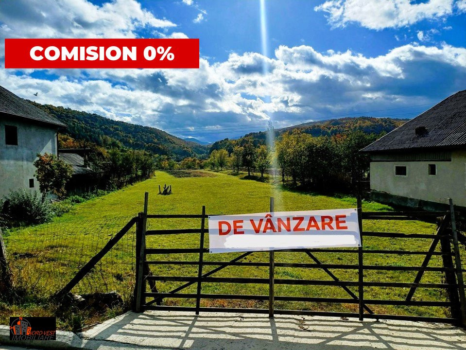 🏡 Oportunitate de Teren Intravilan pe Drumul Principal în Barsana 