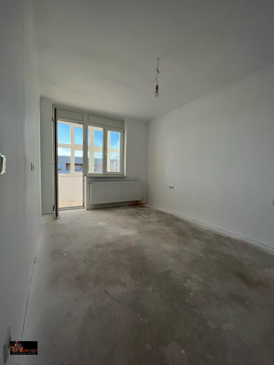 Apartament spatios 153 mp,4 camere, balcon 30 mp, 1 garaj 1 CF, 16 mp de gradina