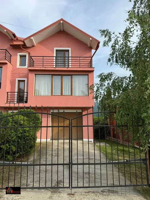 Casă duplex - 130 mp - zona Meseș, Zalău