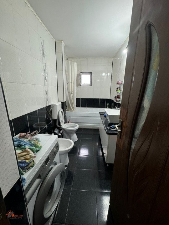 Apartament cu mansarda - 90mp -4 cam. - Brădet, Zalău