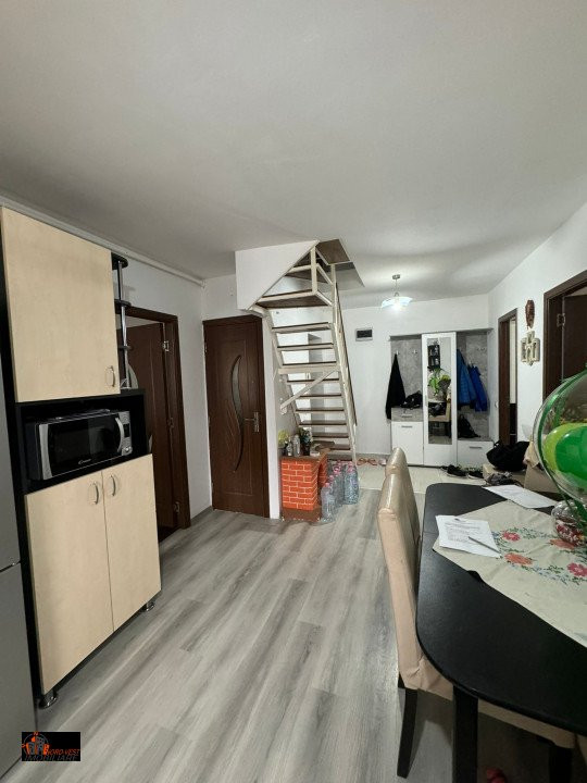 Apartament cu mansarda - 90mp -4 cam. - Brădet, Zalău