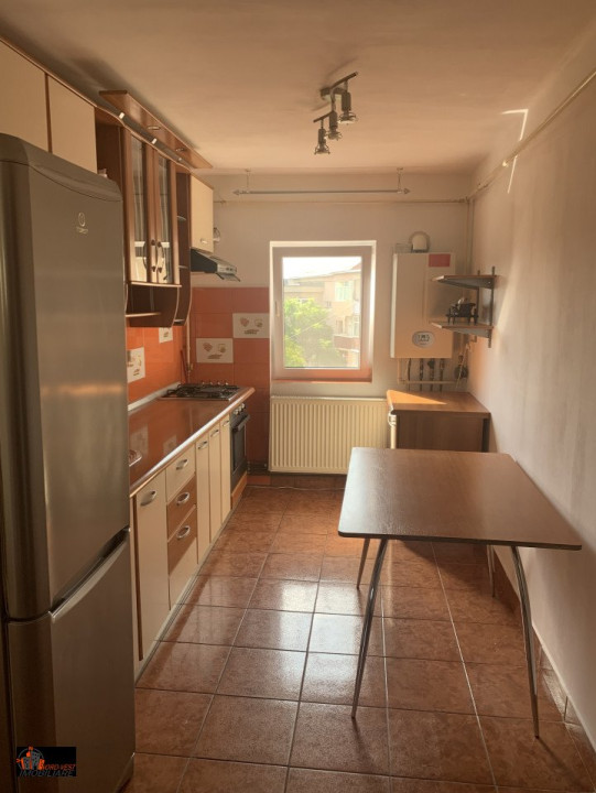 Apartament 3 camere langa Liceul cu Program Sportiv