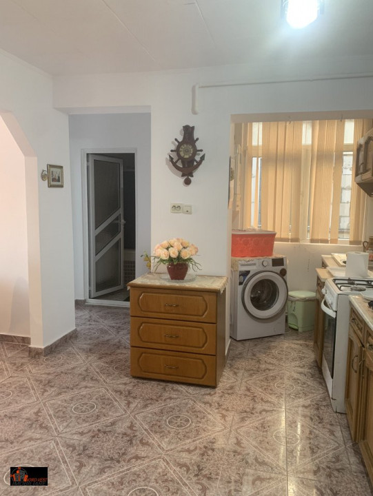 Apartament 3 camere central Targu Lapus