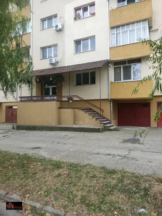 Apartament la parter înalt - 68 mp + garaj , Dumbrava Nord, Zalău