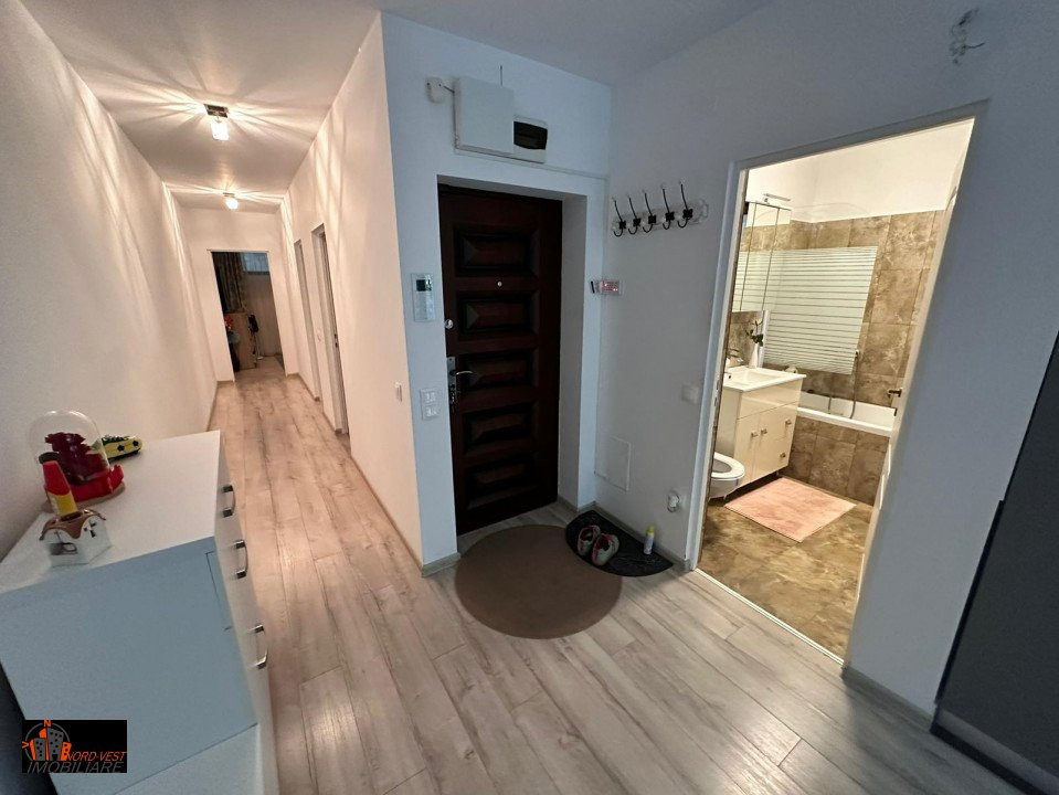 Apartament 3 Camere si terasa cu curte proprie