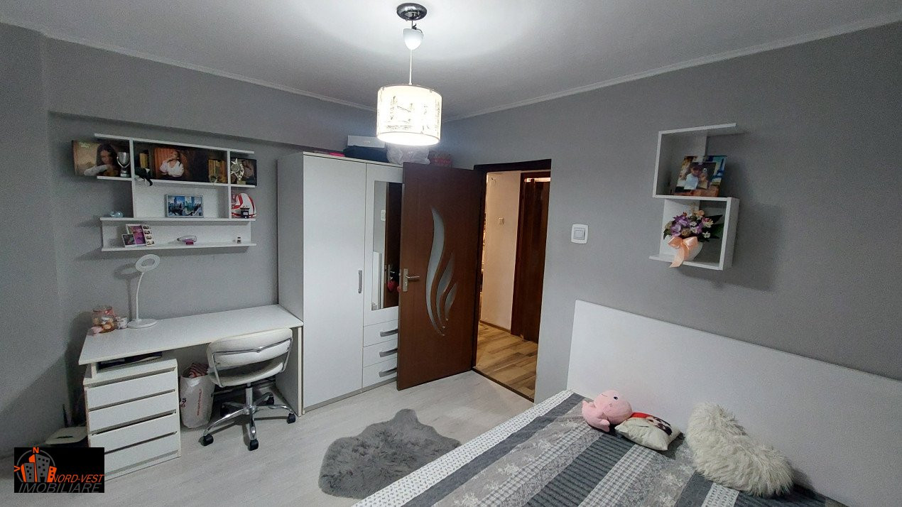 Apartament 3 camere zona M16 , zona linistita cu vedere la parc