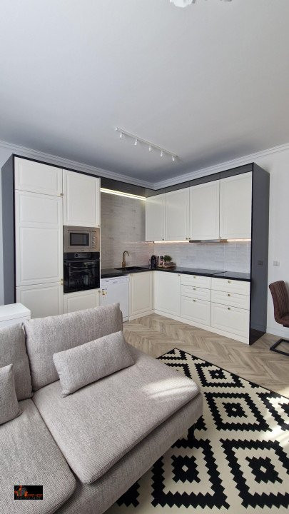 Apartament ultra cental, lux, decorat designer
