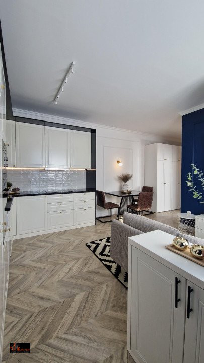 Apartament ultra cental, lux, decorat designer