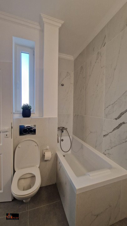 Apartament ultra cental, lux, decorat designer