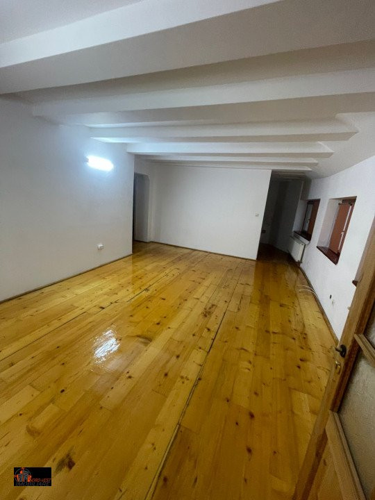 Casa P+1, 278 mp central 22 Decembrie