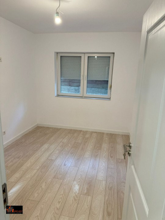 Apartament renovat in totalitate Careiului, parter.