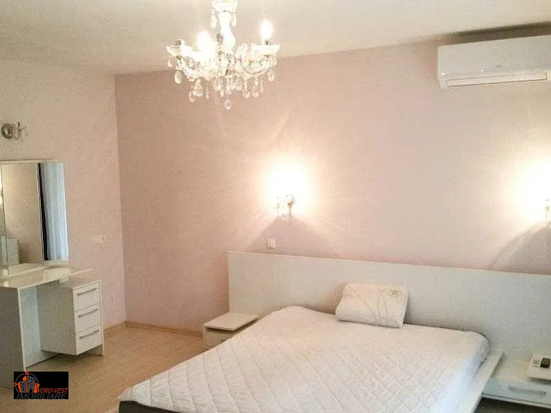 Duplex de Lux de Închiriat!