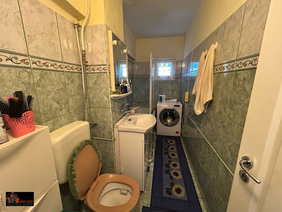 APARTAMENT IN CENTRU COMUNEI PAULESTI ETAJ 1