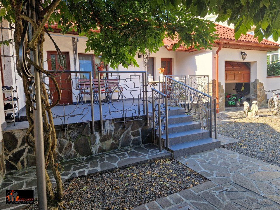 🏡 Casă de vânzare – Zonă Centrală