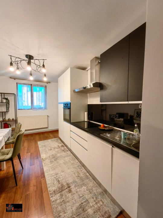 Apartament luxos de închiriat în Centrul Vechi – 110 mp, 3 camere.