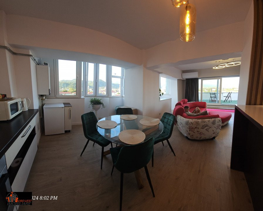 📢 De închiriat: Penthouse modern ultracentral în Baia Mare! 