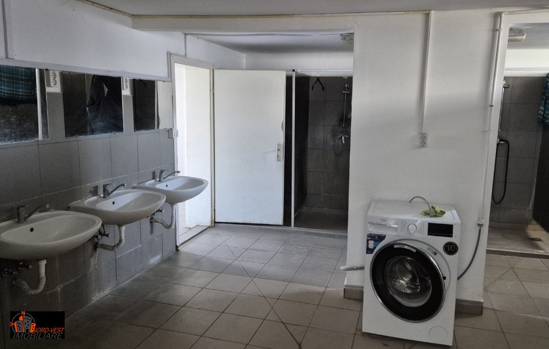 Oportunitate Unică | Spațiu Comercial + Clădire Rezidențială +Teren Generos - SM
