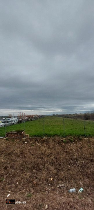Teren intravilan 48,3 ari, front 25 m