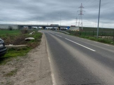 Teren intravilan 48,3 ari, front 25 m