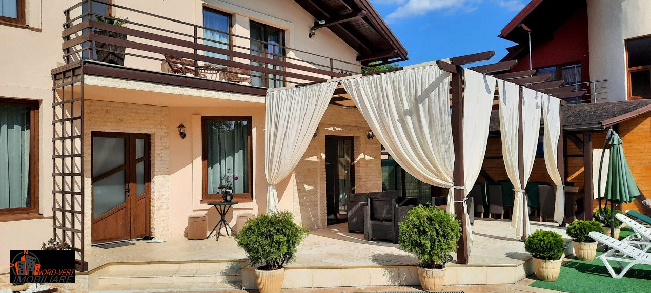 🏡 CASĂ DE VIS DE VÂNZARE – PRIVELIȘTE SUPERBĂ LA DEAL! 🌄✨