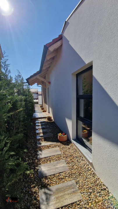 Casa tip duplex ultra moderna - Paulesti