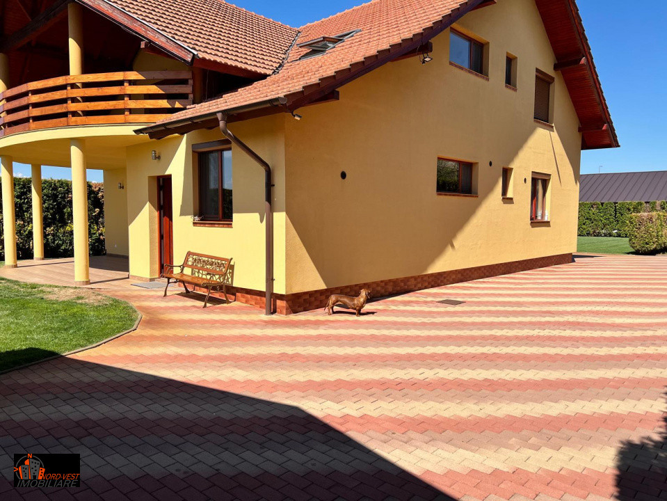 Casa cu etaj Odoreu, cu gradina spatioasa si finisaje premium!!