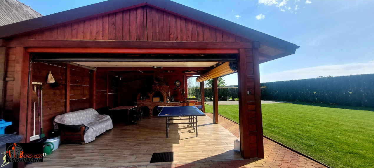 Casa cu etaj Odoreu, cu gradina spatioasa si finisaje premium!!