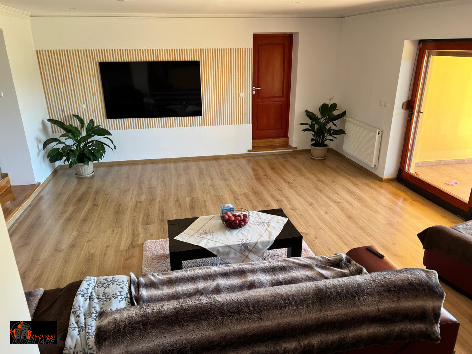 Casa cu etaj Odoreu, cu gradina spatioasa si finisaje premium!!
