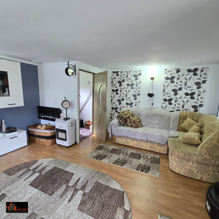 🏡 De Vânzare ! Casă cu Teren de 878mp  – Zonă Liniștită