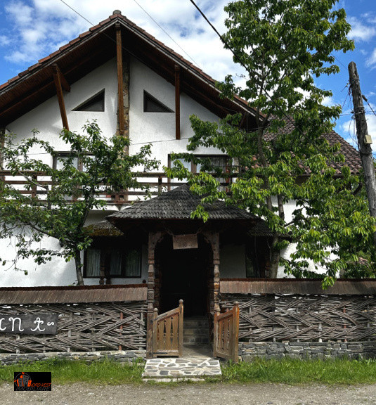 Pensiune și Camping de Vânzare – Săpânța, Maramureș