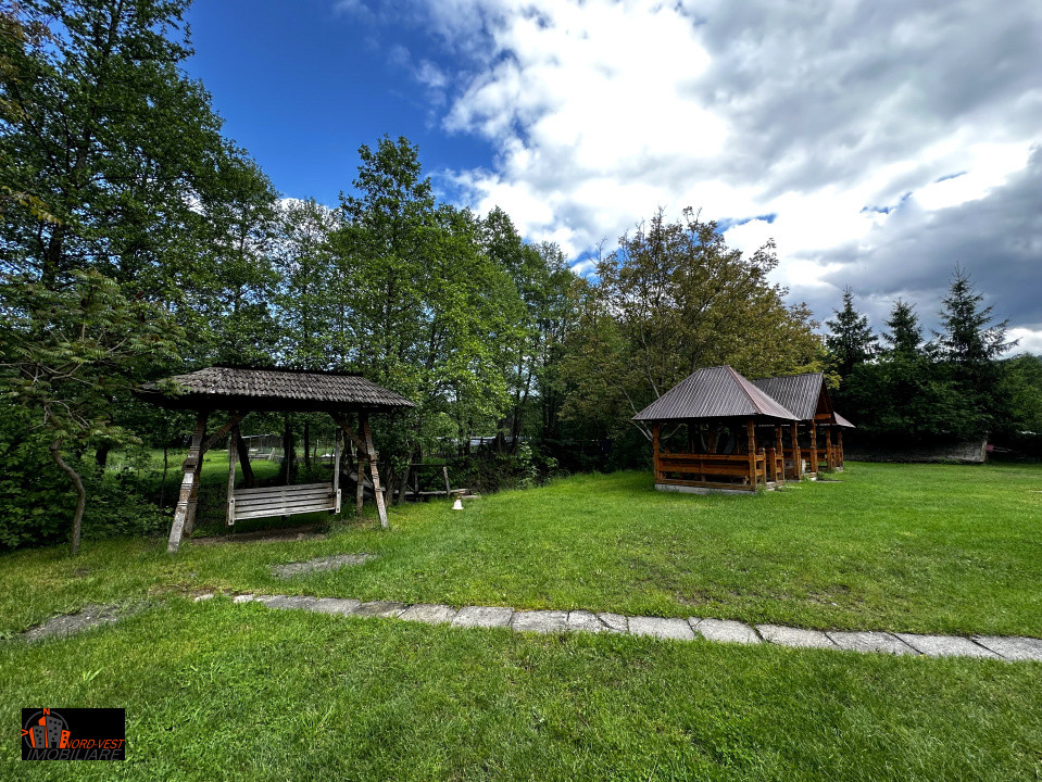 Pensiune și Camping de Vânzare – Săpânța, Maramureș