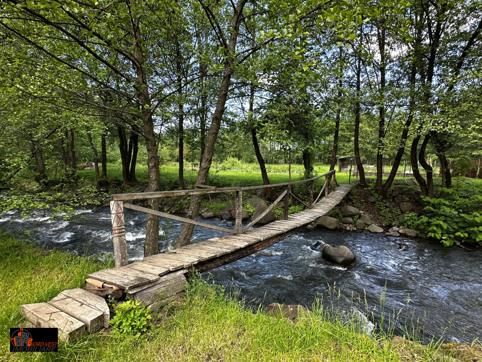 Pensiune și Camping de Vânzare – Săpânța, Maramureș