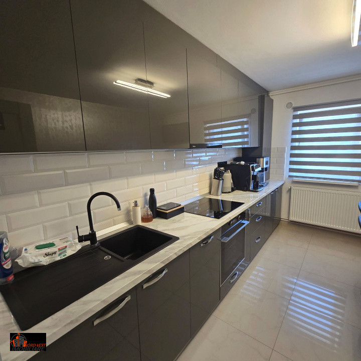 🏡 Apartament modern, ultrafinisat – 3 camere – De Vânzare